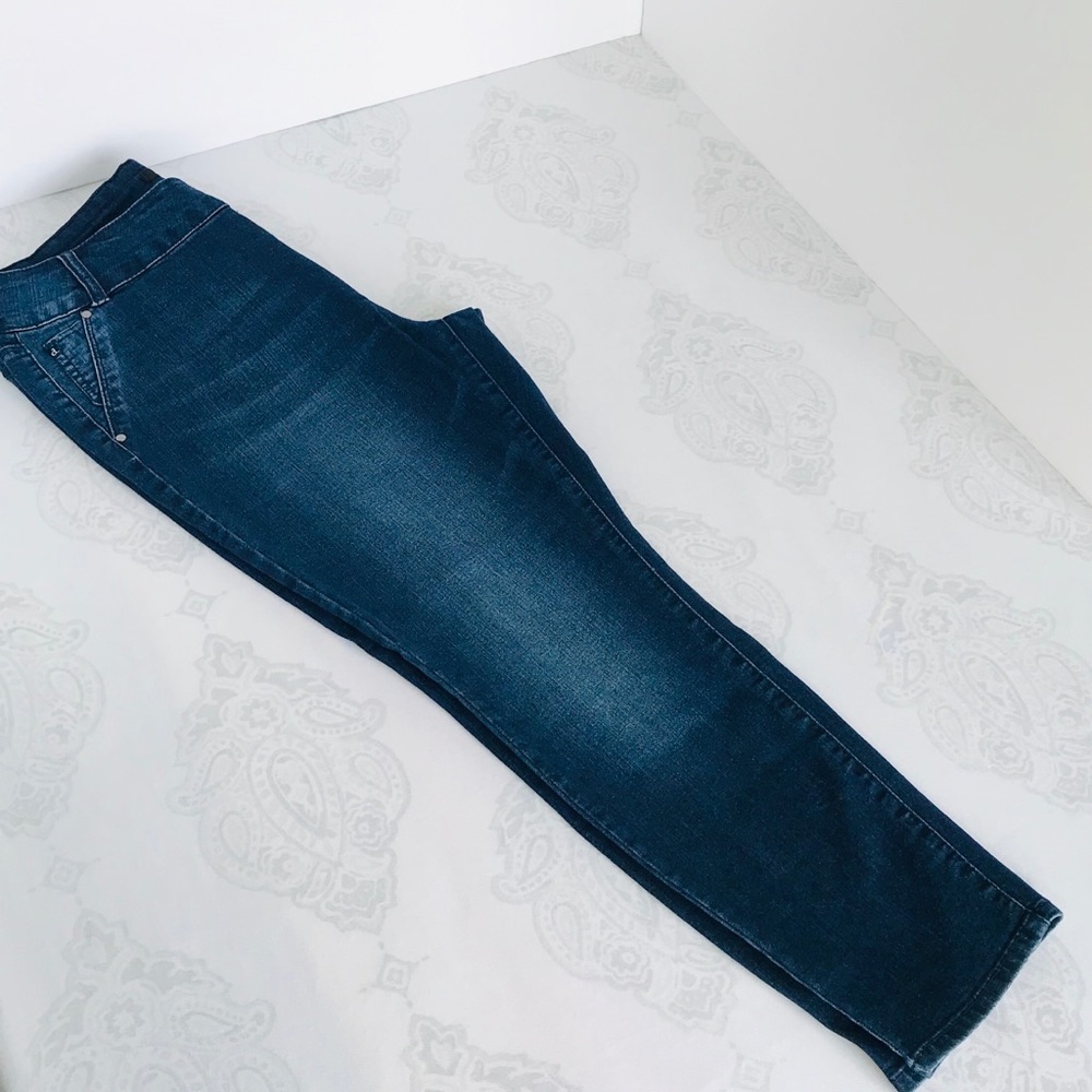 D. Jeans | Simple Blue  Skinny Jeans